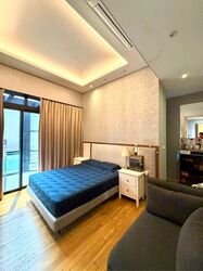 The Trilinq (D5), Condominium #635148591